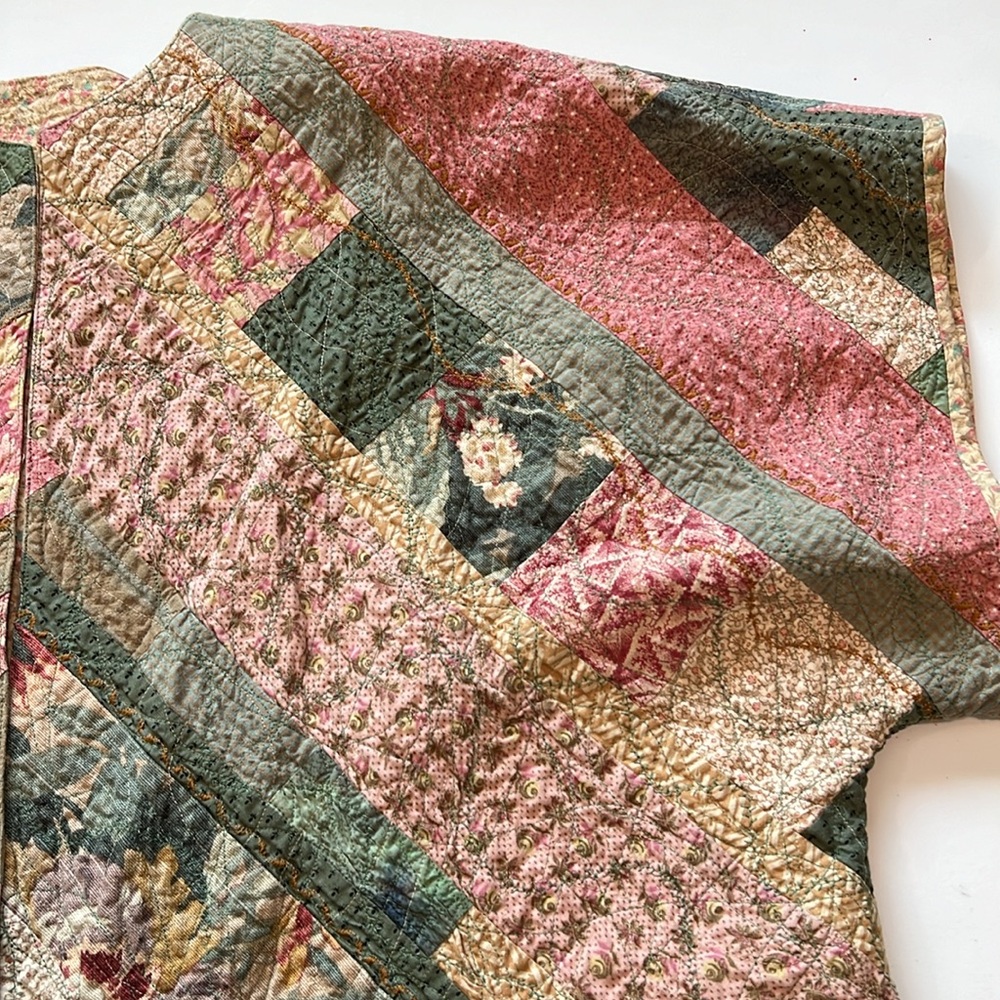 Vintage - quilted‎ shawl, cropped short sleeve jacket - Picture 4 of 11